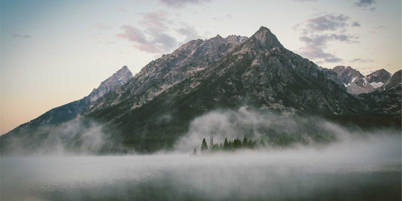 东莞龙凯LED室内全彩屏选购全攻略：点亮家居，避坑指南